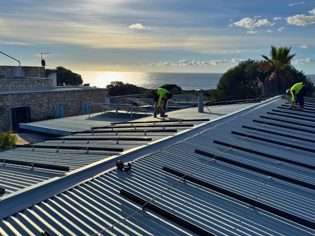 Installation Derek Bilton