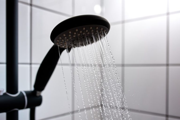 water from the shower in the modern - Heat Pumps -Heat Pumps Tapping